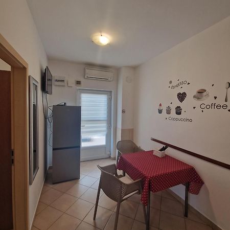 Apartments Saric Спліт Екстер'єр фото